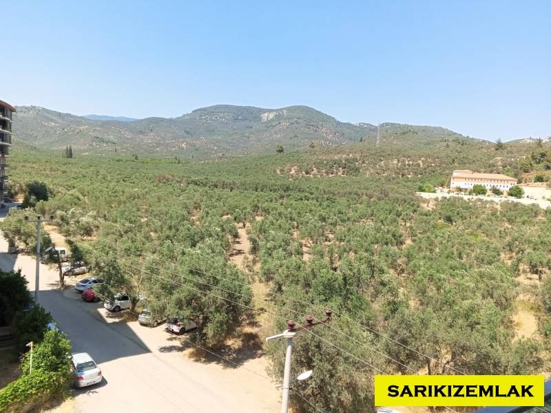 EDREMİT  KADIKÖY`DE SİTE İÇERİSİNDE 3+1 ARA KAT  ZEYTİNLİK MANZARALI 